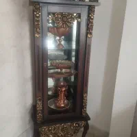 میزتلفن باتلفن ویترین ولوازم مسی