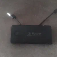 یک عدد پاور بانک ۵۰۰۰