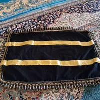 فروش شش عدد پشتی زرین دوز  ۳۵۰ تومن