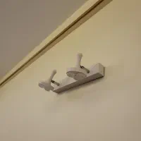 لوستر فانتزی دیواری در حد نو