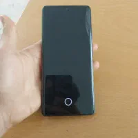 ردمی نوت 14 pro با کارتون