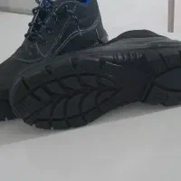 کفش ایمنی و لباس کار|کیف، کفش، کمربند|لردگان, |دیوار