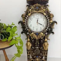 ساعت دیواری  سالم