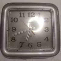 سه عدد ساعت دیواری قدیمی آنتیک|کلکسیون اشیاء عتیقه|بروجرد, |دیوار