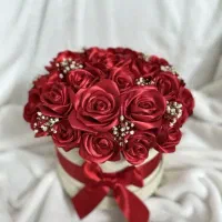 دنیای گل های رز روبانی