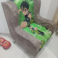 مبل و ساعت و گیتار کودک