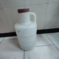 فروش دبه خیارشور برای مصارف خانگی و ذخیره آب|ظروف نگهدارنده، پلاستیکی، یک‌بارمصرف|پره‌سر, |دیوار