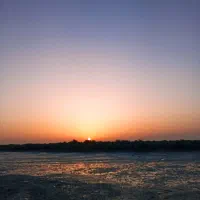 ماشین در بست در اختیار با راننده|خودرو اجاره‌ای|قشم, |دیوار