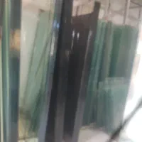 استاد کار شیشه بری