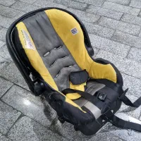 صندلی ماشین کودک Evenflo