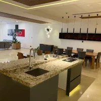 180متر بابک تک واحدی