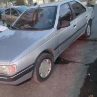 پژومدل. 84 نقره‌ای