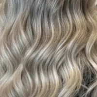 رنگ و هایلایت تخصصی مو با مواد اصل