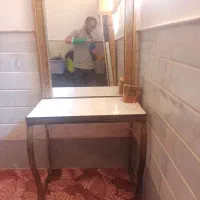 میز آرایش برنزه