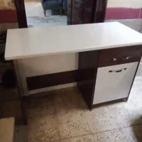 میز کامپیوتر، و مغازه ...