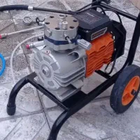 نقاشی رنگ ساختمان سفید کاری