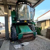 کمباین مدل ۶۴ موتور جاندیر بزرگ