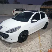 خودرو دربستی با راننده .بدون راننده نه