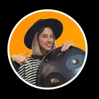 مدرس (آموزش) و نوازنده هنگدرام و کاخن