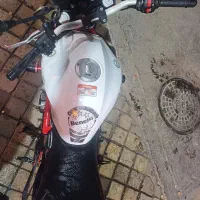 بنلی 300 بدون خطو خش|موتورسیکلت|اصفهان, جلفا|دیوار