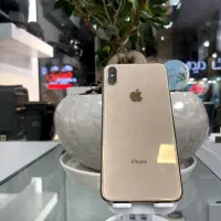 آیفون XS Max حافظه ۶۴ گیگ ، تمیز ، باتری ۱۰۰٪