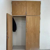 درب ورودی و‌کمد دیواری با چهارچوب