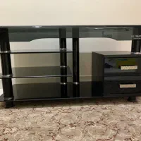میز تلویزیون شیشه ای