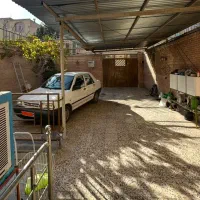 ویلایی شمالی ۴ واحد حیاط بزرگ|فروش خانه و ویلا|فولادشهر, B2|دیوار