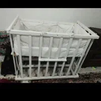 گهواره چوبی سالم ودر حد نو فقط پانصد