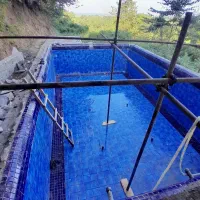 کارگر کاشیکاری