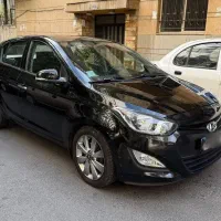 هیوندا i20