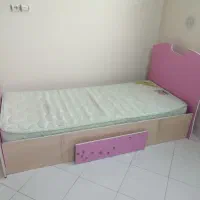 تخت یک نفره