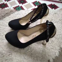 کفش|کیف، کفش، کمربند|شهریار, شهریار|دیوار