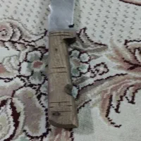 چاقو|کلکسیون اشیاء عتیقه|ری, علایین|دیوار