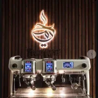 مغازه-بلوار-پیروزی-بین-پیروزی-20-و-22