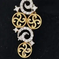 گوشواره طلا ب قیمت تابلو