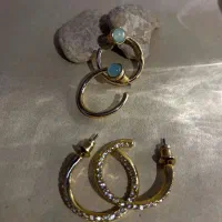 گوشواره‌های نیم‌حلقه