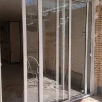 ساخت‌انواع‌درب‌وپنجره‌دوجداره‌وتوری‌الومینیومی
