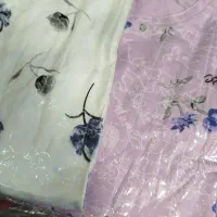 یه پلاستیک شامل دوجین تیشرت گمشده