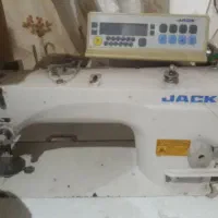 تعدادی چرخ و میز برش و قیچی و پرس و نواربر