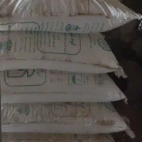 خریدار کود شیمیایی اوره هرجای استان باشه هستیم