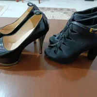 کفشهای پاشنه بلندتازه وسالم