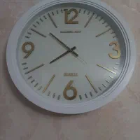 ساعت دیواری