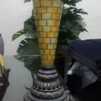 شمعدان و ساعت قدیمی