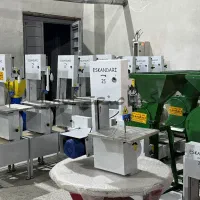 استخوان بر اره فلکه قصابی مرغ ماهی  خردکن ایستاده|فروشگاه و مغازه|ساری, |دیوار