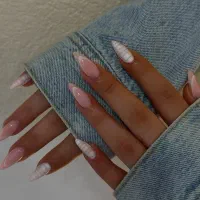 کاشت ناخن با تخفیف ویژه.ترمیم.ژلیش.لمینت