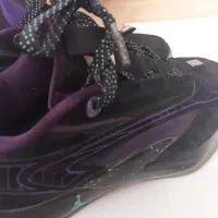 تعدادی کتونی کاملا مشابه نو ۴۱ و ۳۸