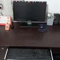 میز کامپوتر