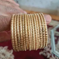 النگو طلا روس