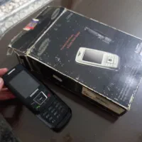 گوشی تاشو ونوکیاو...خراب وقدیمی